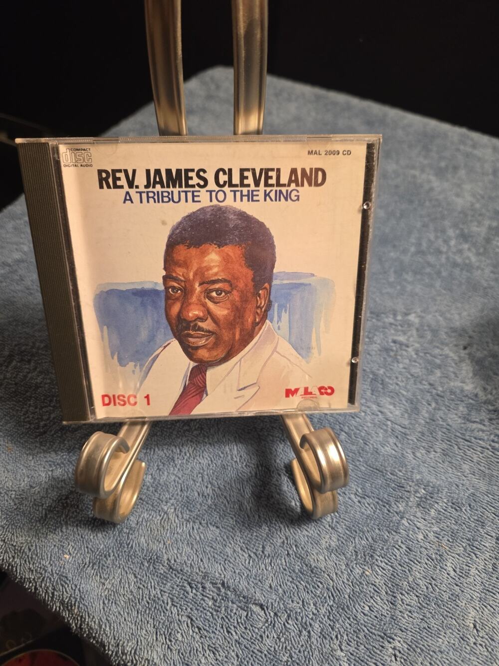 A Tribute to the King - Audio CD - GOOD